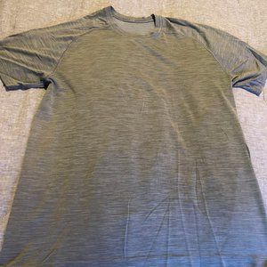 Lululemon Mens Fitness T-Shirt, XL